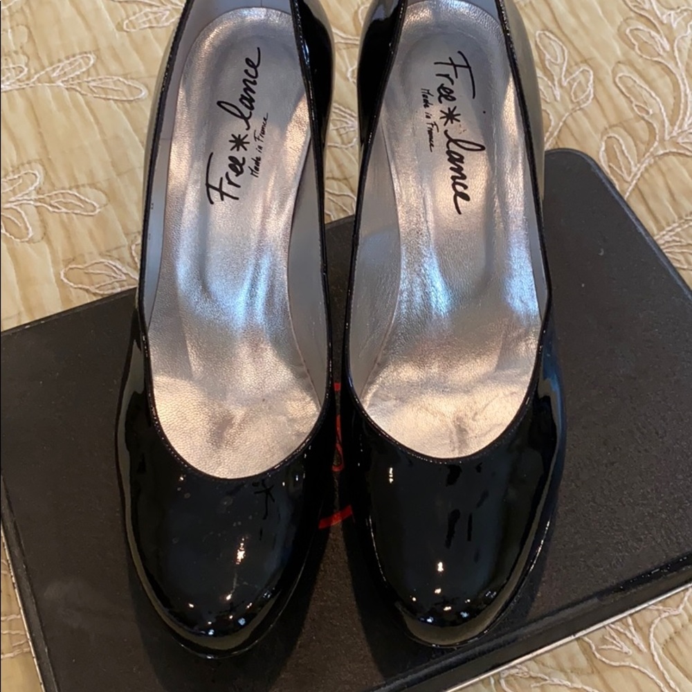 Free Lance High Heels Black Patent Leather Pumps